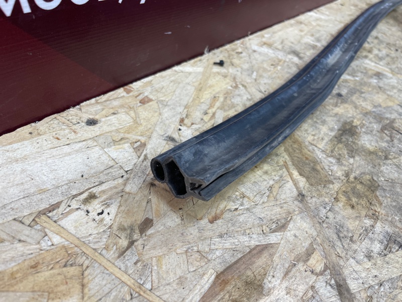 Уплотнитель жабо