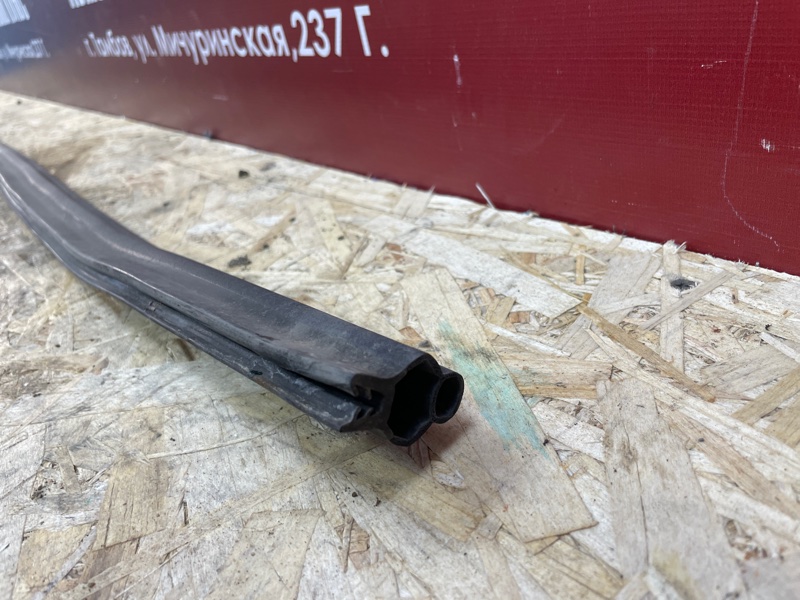 Уплотнитель жабо