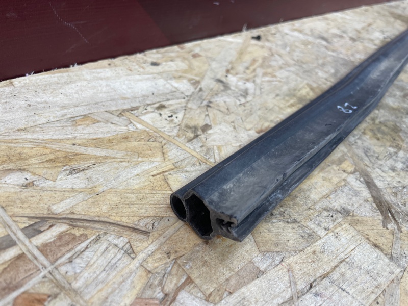 Уплотнитель жабо