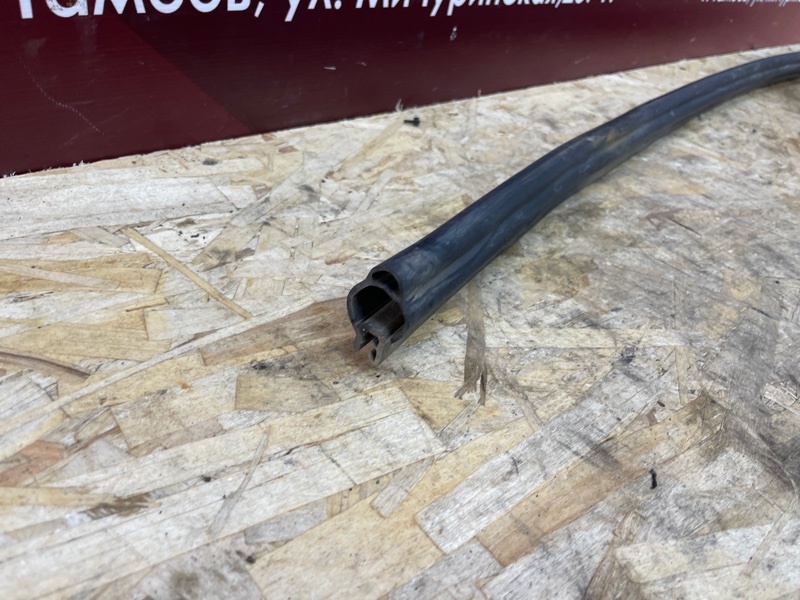 Уплотнитель жабо