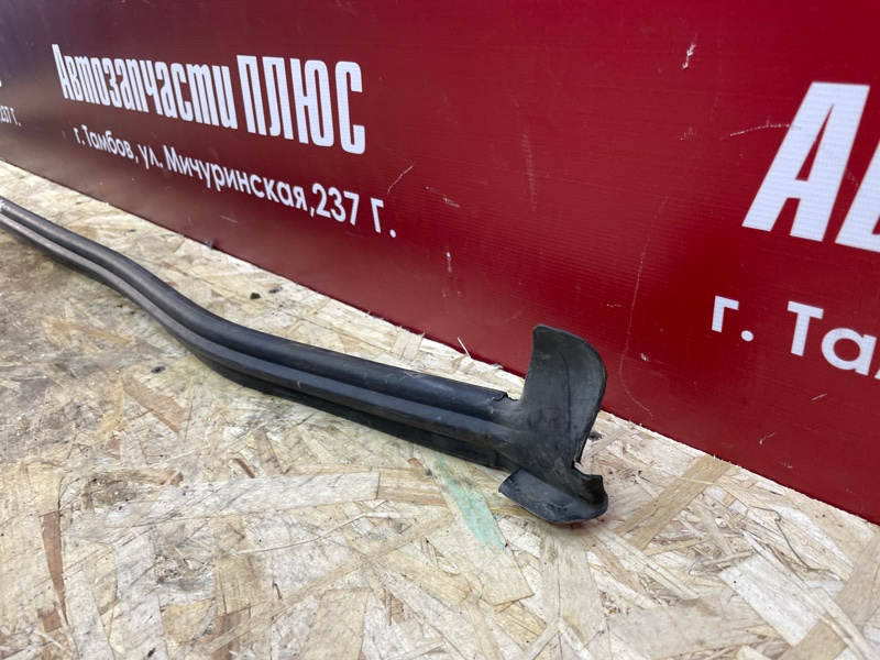 Уплотнитель жабо