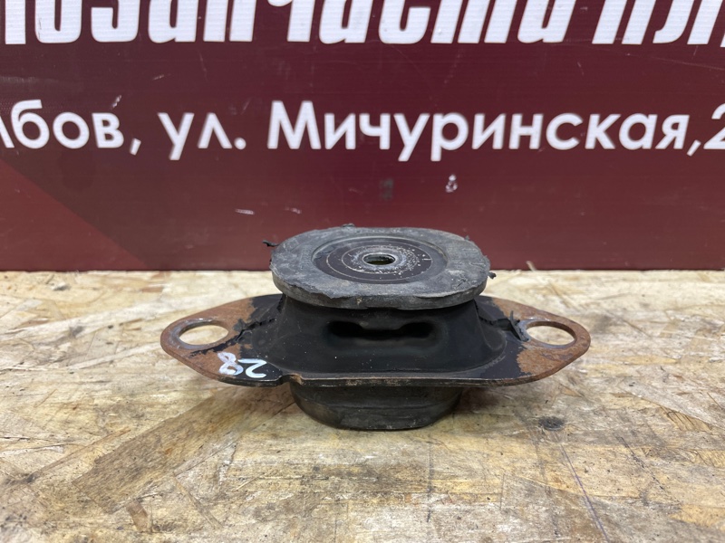 Опора двигателя