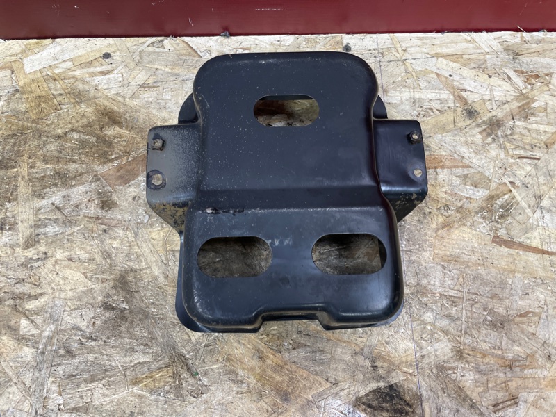 Кронштейн топливного абсорбера