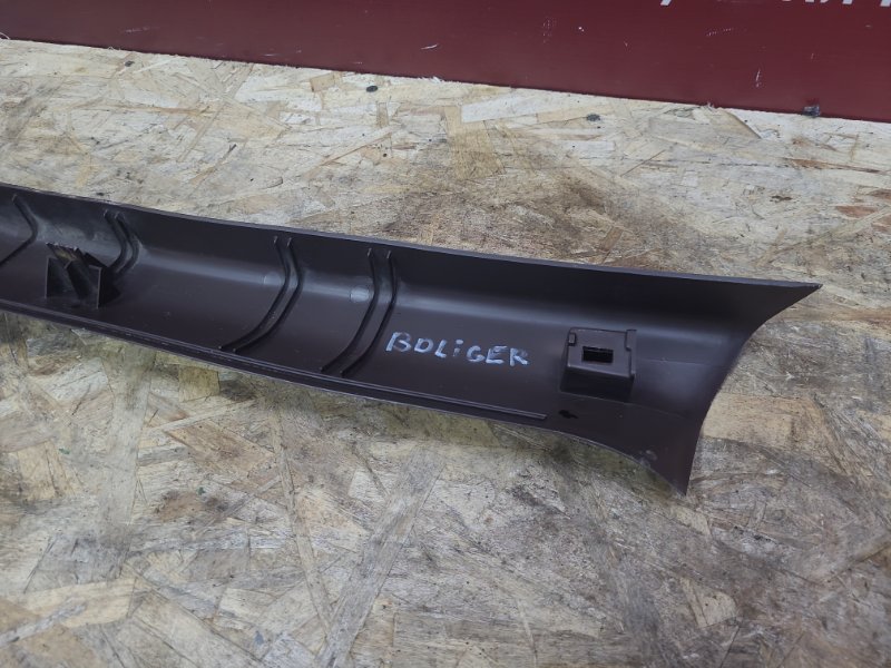 Обшивка стойки