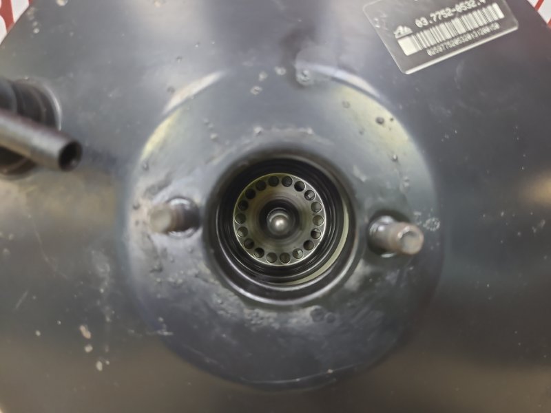 Вакуумный усилитель тормозов