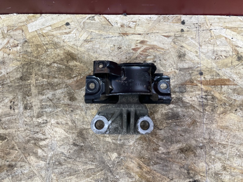 Опора двигателя