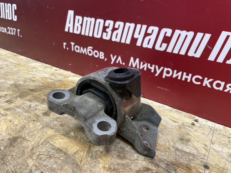 Опора двигателя