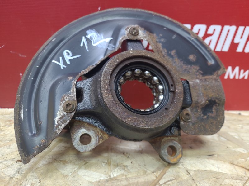 Кулак поворотный