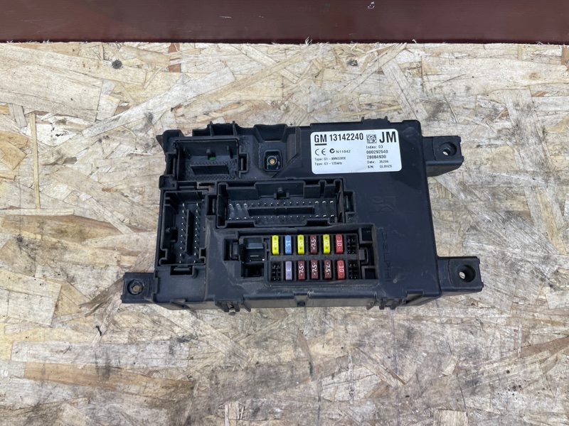 Блок предохранителей