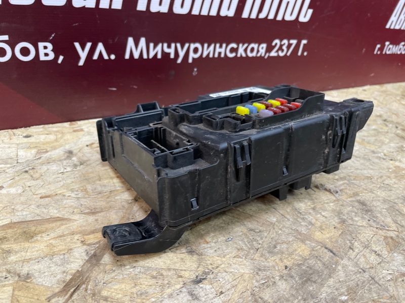 Блок предохранителей