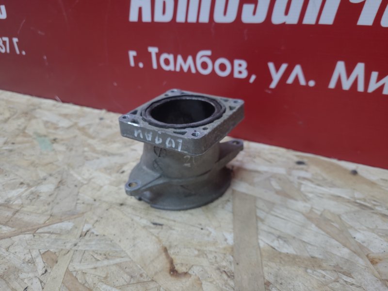 Фланец дроссельной заслонки