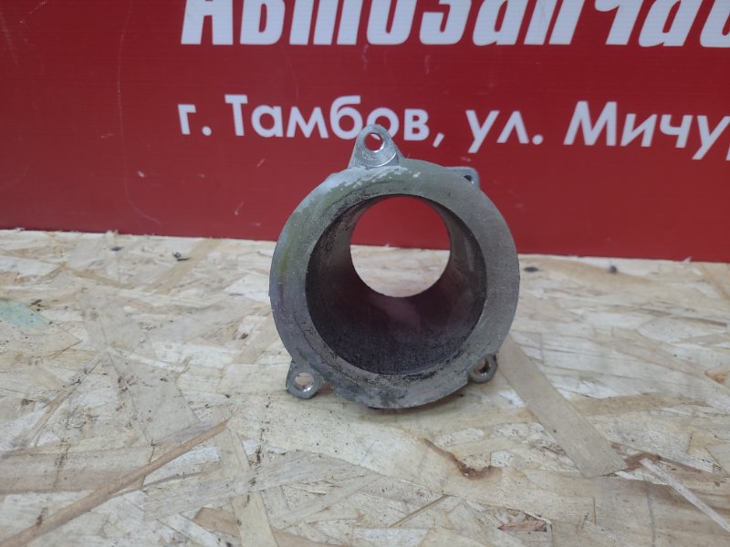 Фланец дроссельной заслонки