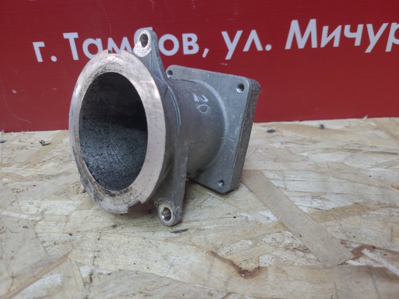 Фланец дроссельной заслонки