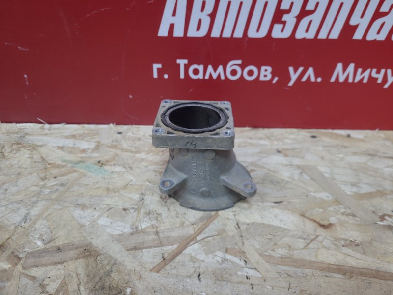 Фланец дроссельной заслонки