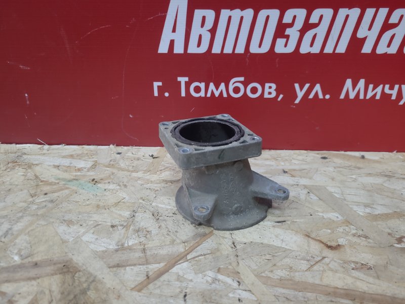 Фланец дроссельной заслонки