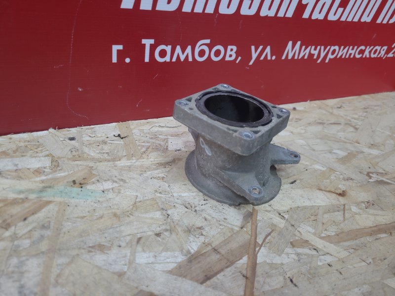 Фланец дроссельной заслонки