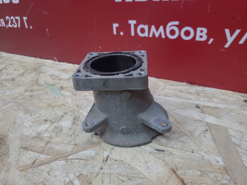 Фланец дроссельной заслонки