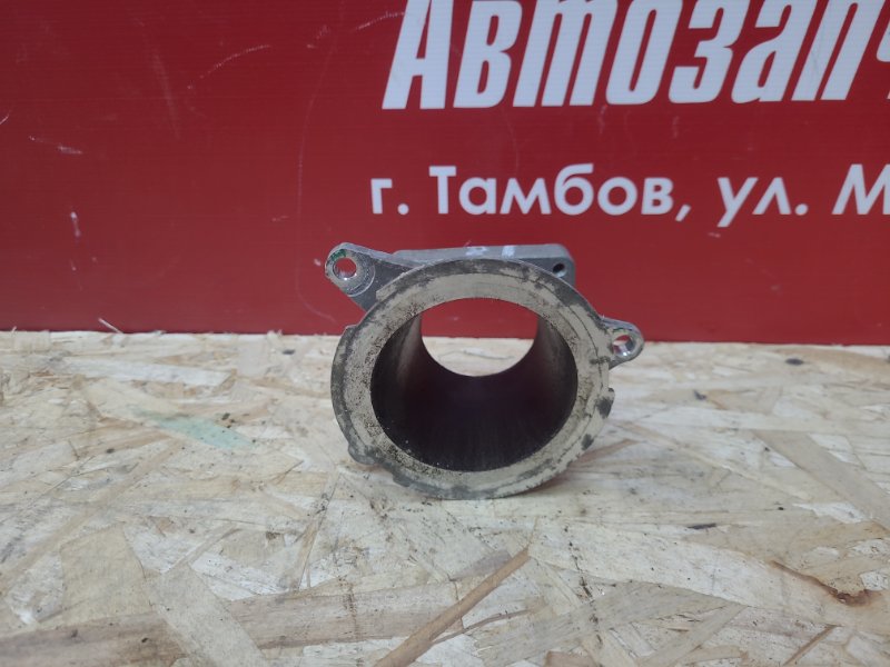 Фланец дроссельной заслонки