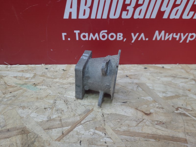 Фланец дроссельной заслонки