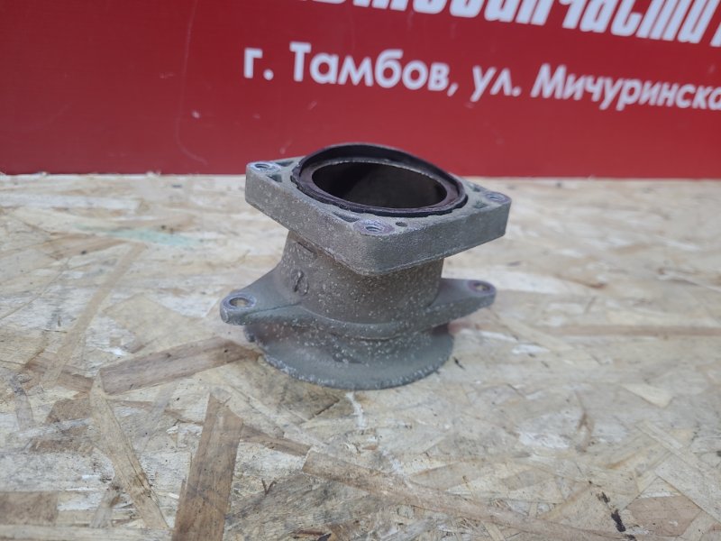 Фланец дроссельной заслонки