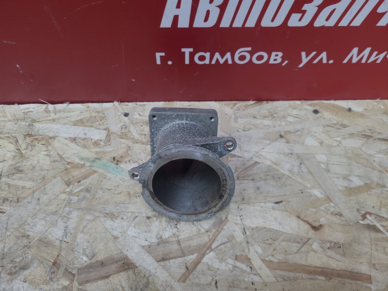 Фланец дроссельной заслонки