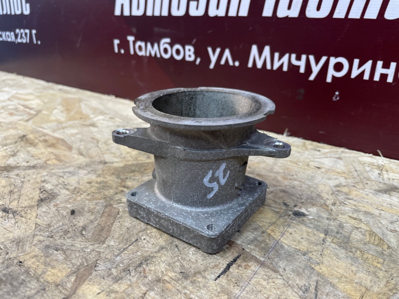 Фланец дроссельной заслонки