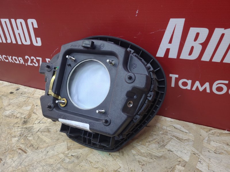 Подушка безопасности водителя