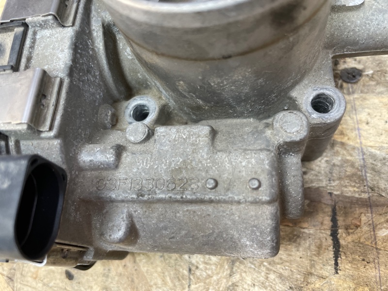 Дроссельная заслонка