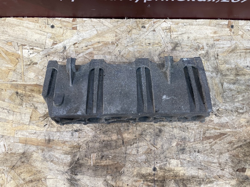 Кронштейн впускного коллектора