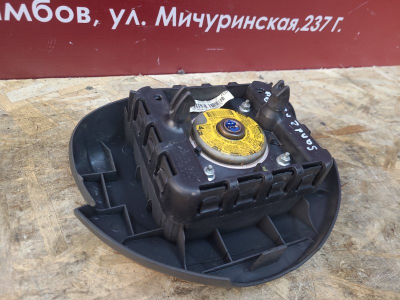 Подушка безопасности водителя