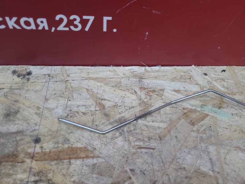 Тяга замка двери