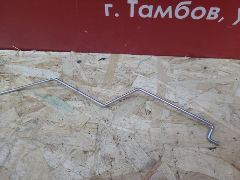 Тяга замка двери