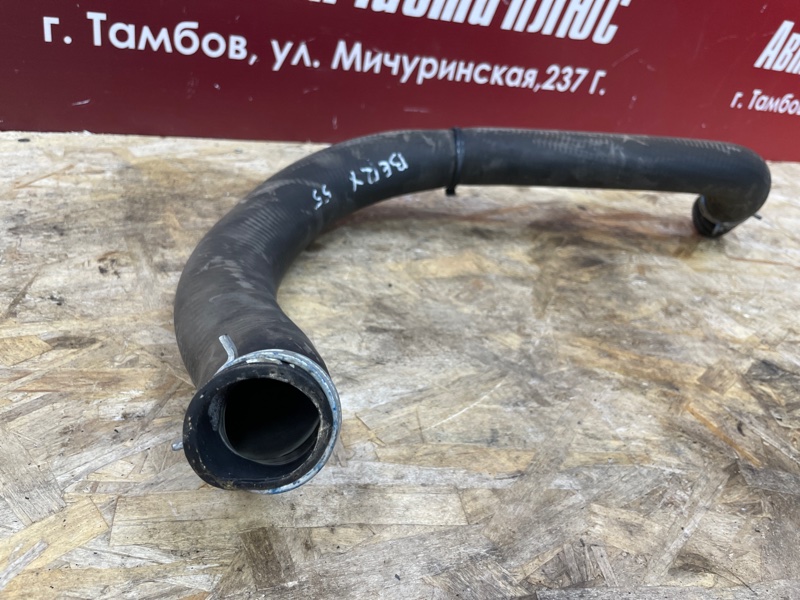 Патрубок радиатора