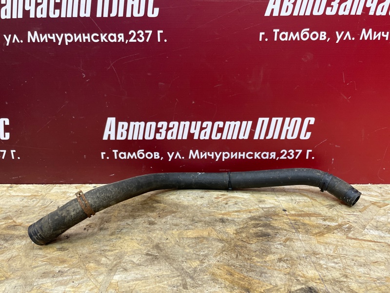 Патрубок радиатора