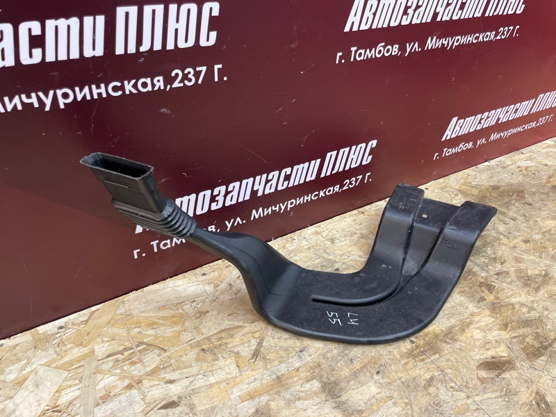 Воздуховод салона