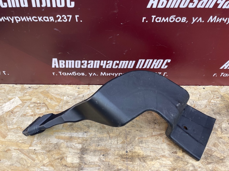 Воздуховод салона