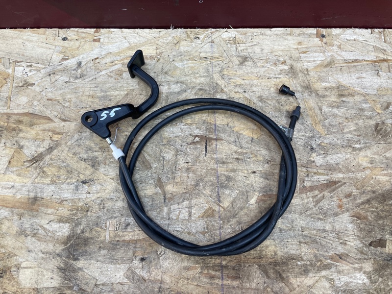 Ручка открывания капота