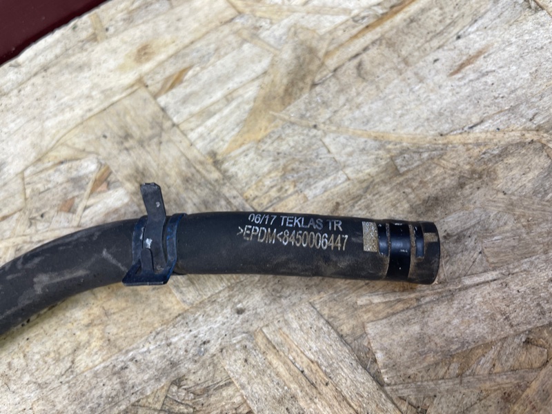 Шланг расширительного бачка