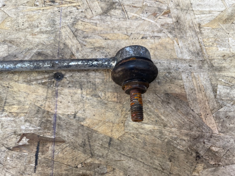 Стойка стабилизатора