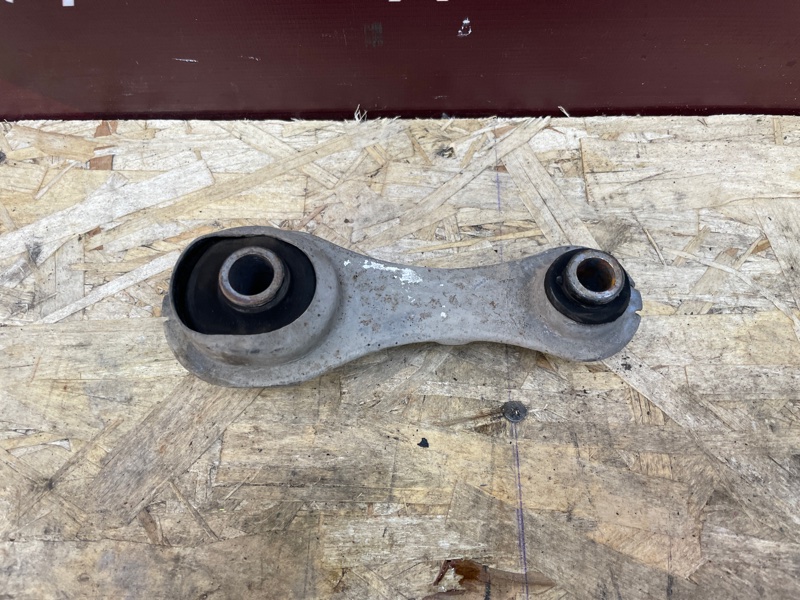 Опора двигателя