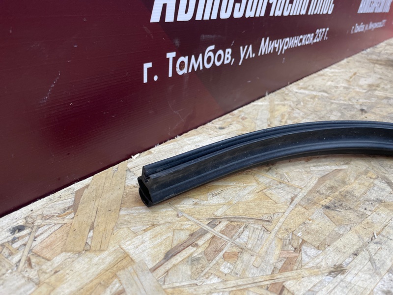 Уплотнитель жабо