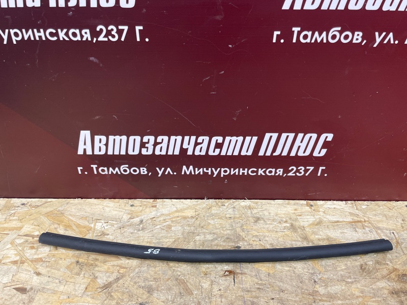 Уплотнитель жабо