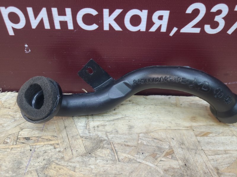 Воздухопровод охлаждения вещевого ящика