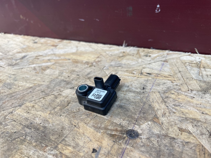 Боковой датчик удара