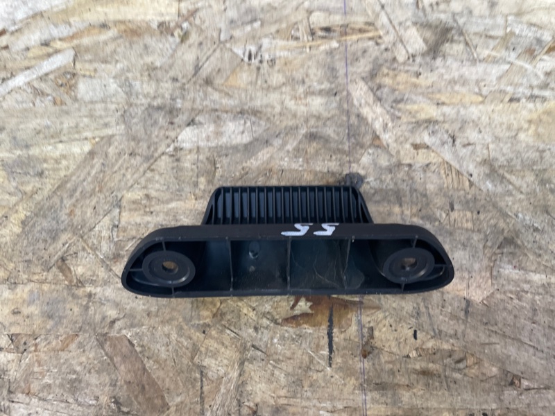 Ручка открывания багажника