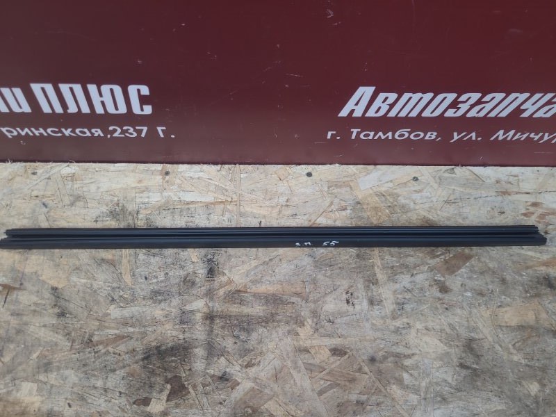 Уплотнитель стекла двери внутренний