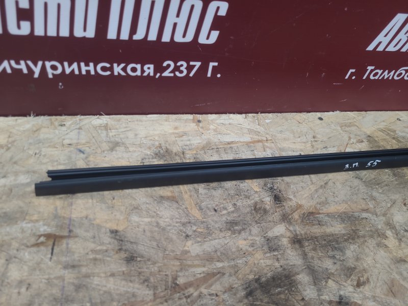 Уплотнитель стекла двери внутренний
