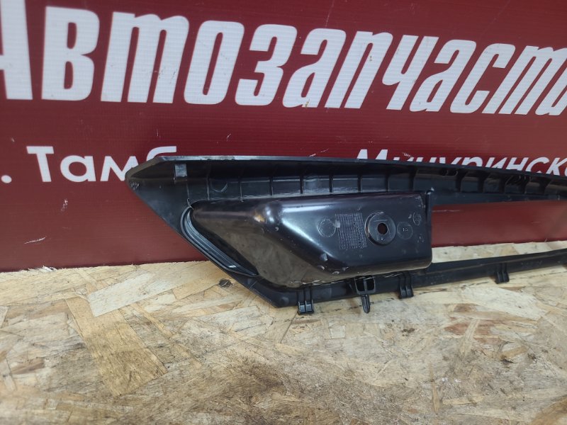 Внутренняя ручка     двери