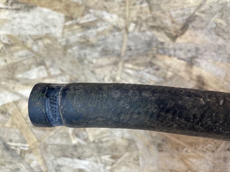 Шланг расширительного бачка