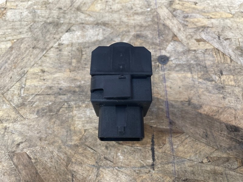 Кнопка корректора фар